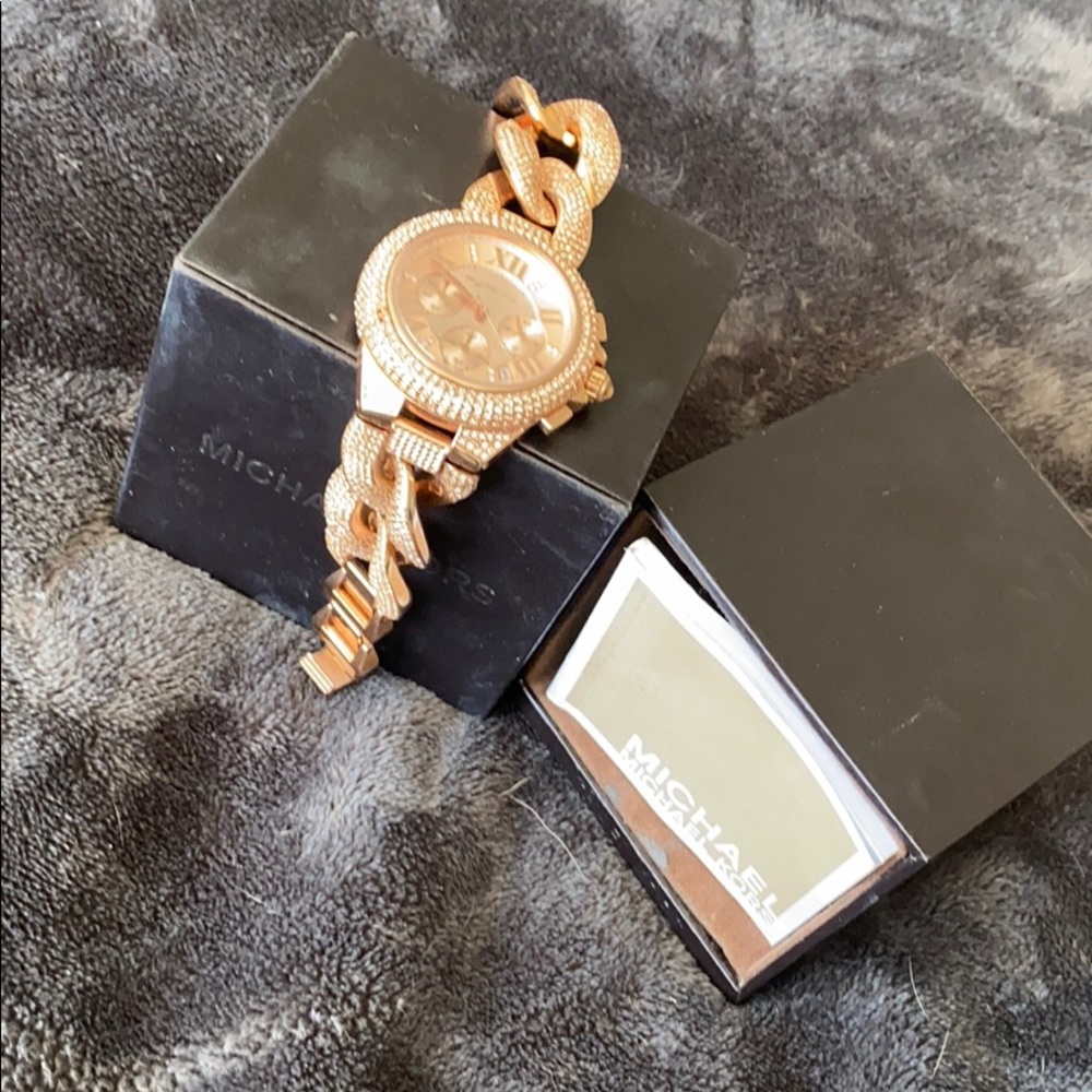 Oversized Camille Pavé Rose Gold-Link Watch